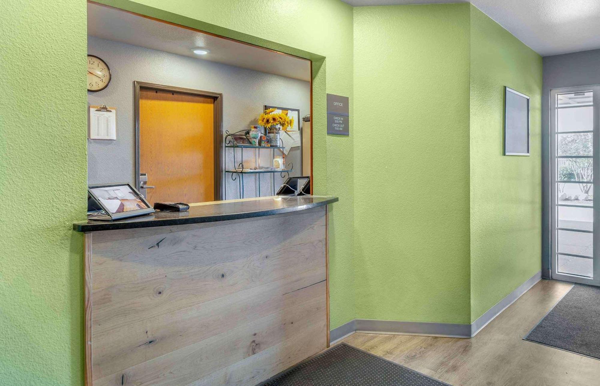 Extended Stay America Select Suites - Wilmington - West Eksteriør billede