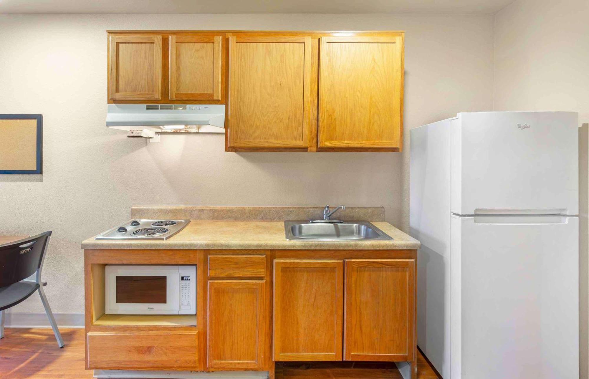 Extended Stay America Select Suites - Wilmington - West Eksteriør billede